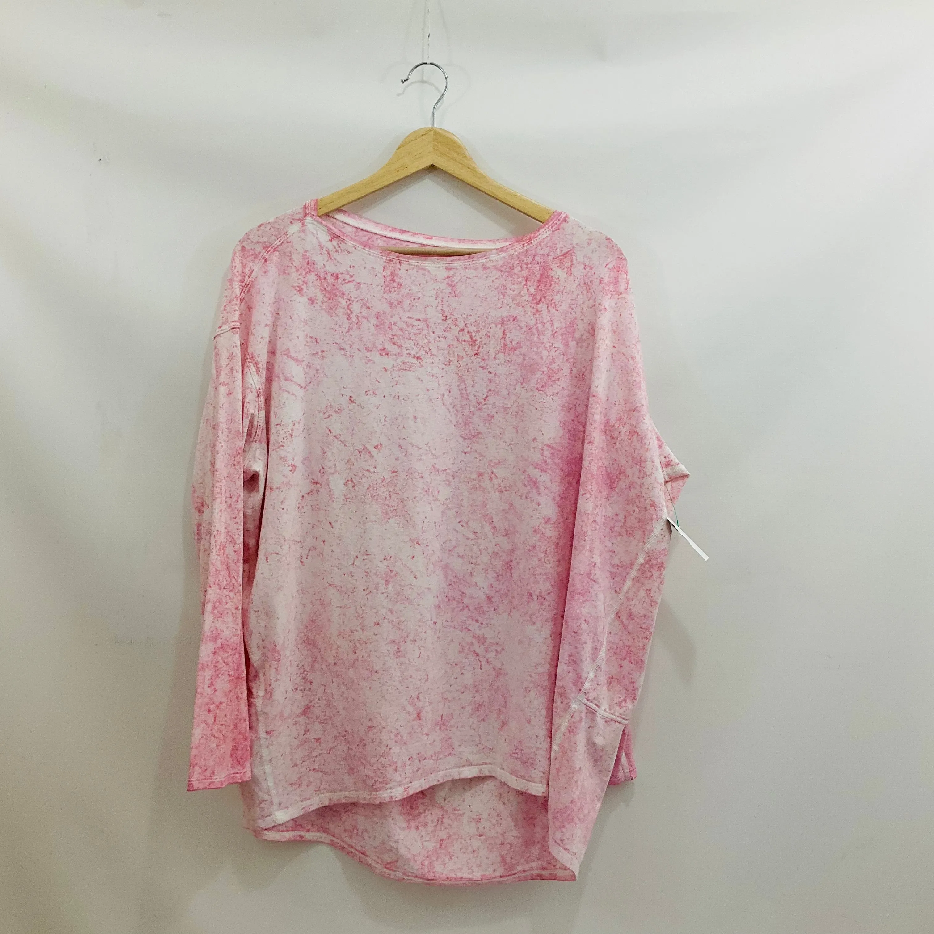 Athletic Top Long Sleeve Crewneck By Lululemon In Pink & White, Size: 14